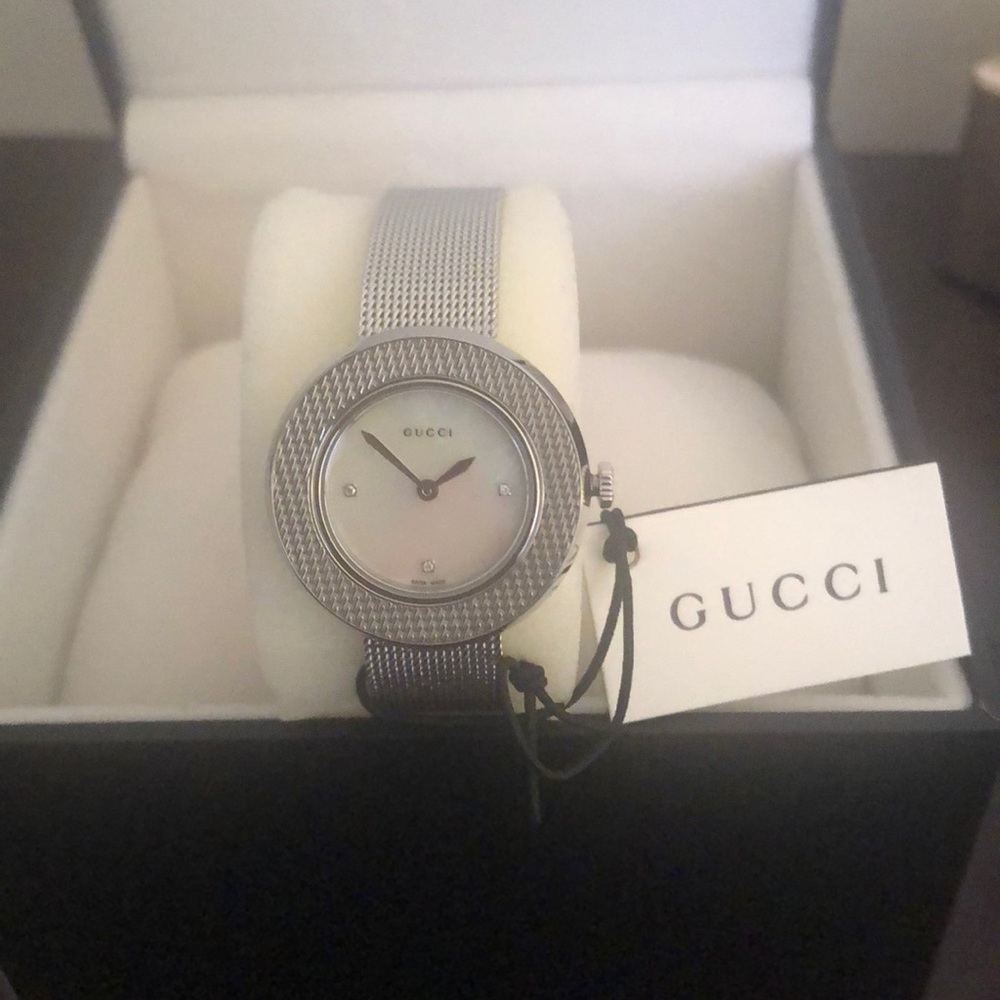 GUCCI Women’s U-Play, Diamond